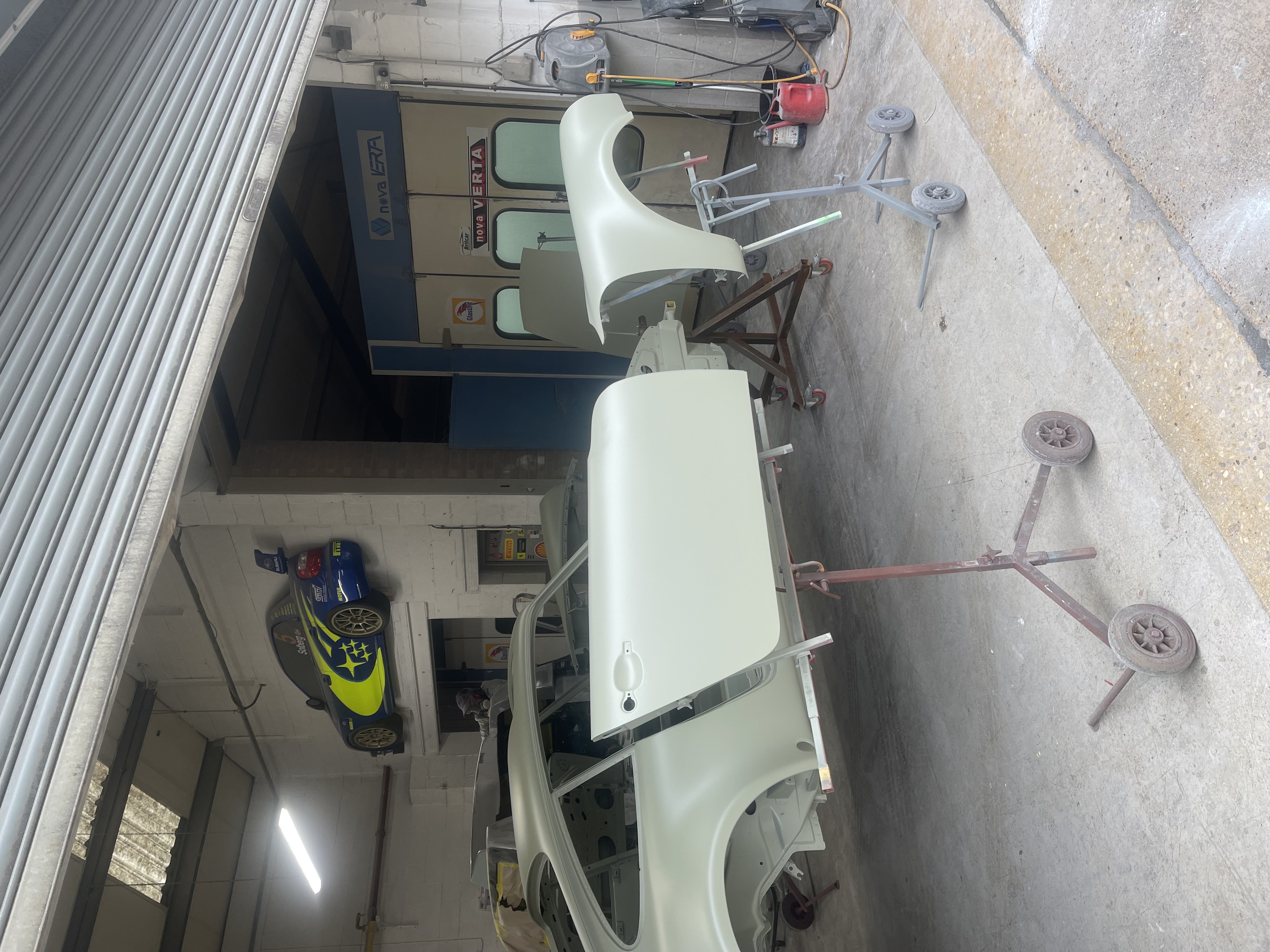 Porsche 911 Restoration - Image 4